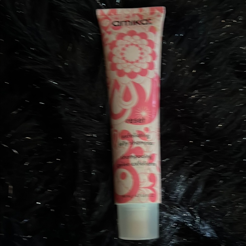Amika Exfoliating Jelly Shampoo